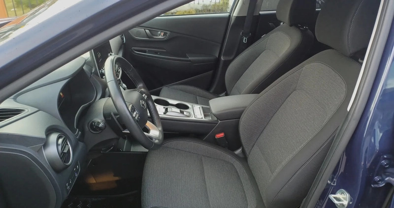 Hyundai Kona cena 107900 przebieg: 50800, rok produkcji 2020 z Złotów małe 191